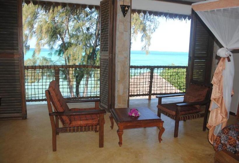 Triple Room Sea View, Seasons Lodge Zanzibar