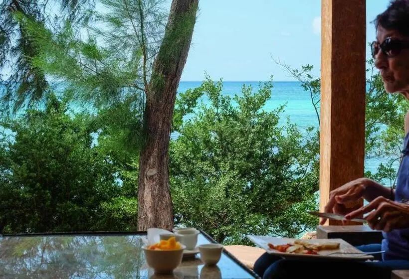 オーシャンビューデラックスルーム, Seasons Lodge Zanzibar