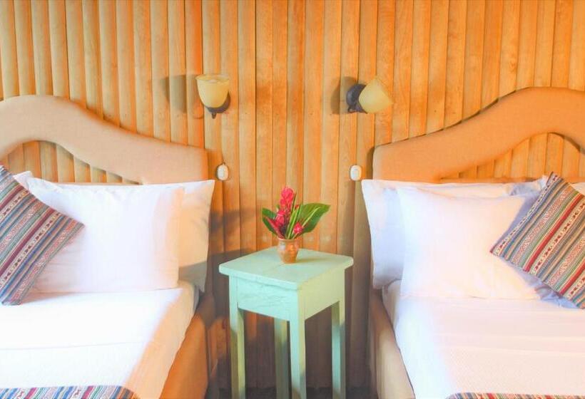 اتاق استاندارد با 2 تخت دوبل, Tortugal Boutique River Lodge