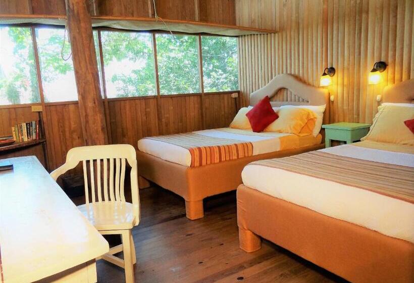 اتاق استاندارد با 2 تخت دوبل, Tortugal Boutique River Lodge