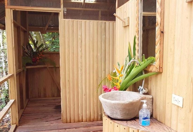 اتاق استاندارد با سرویس بهداشتی مشترک, Tortugal Boutique River Lodge