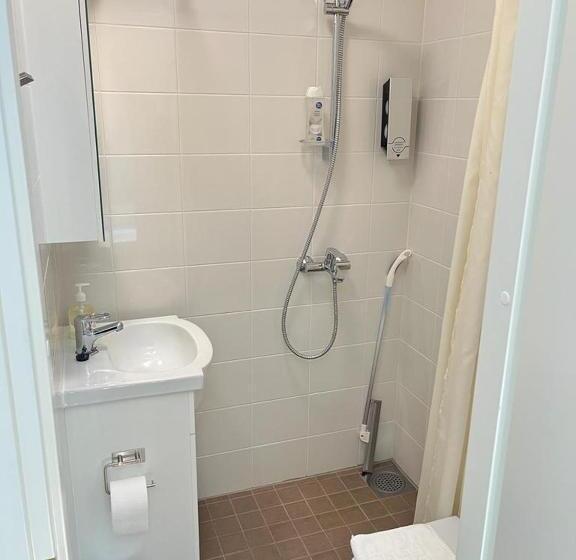 اتاق استاندارد با چشم‌انداز دریاچه, Norppa Resort