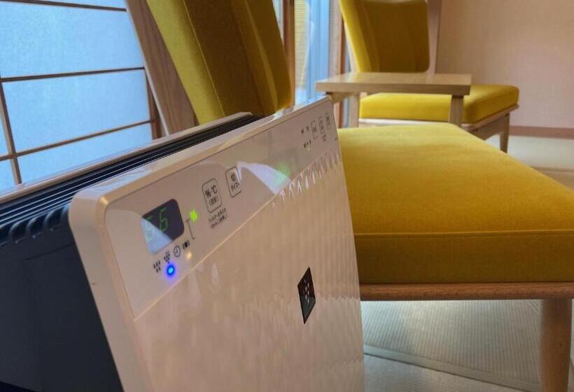 Habitació Estàndard, Kouragi