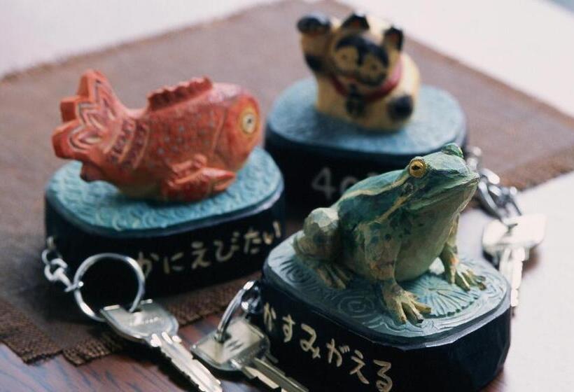 Habitació Estàndard Bany Compartit, Kouragi