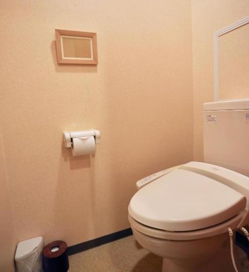 Habitació Estàndard Bany Compartit, Kouragi