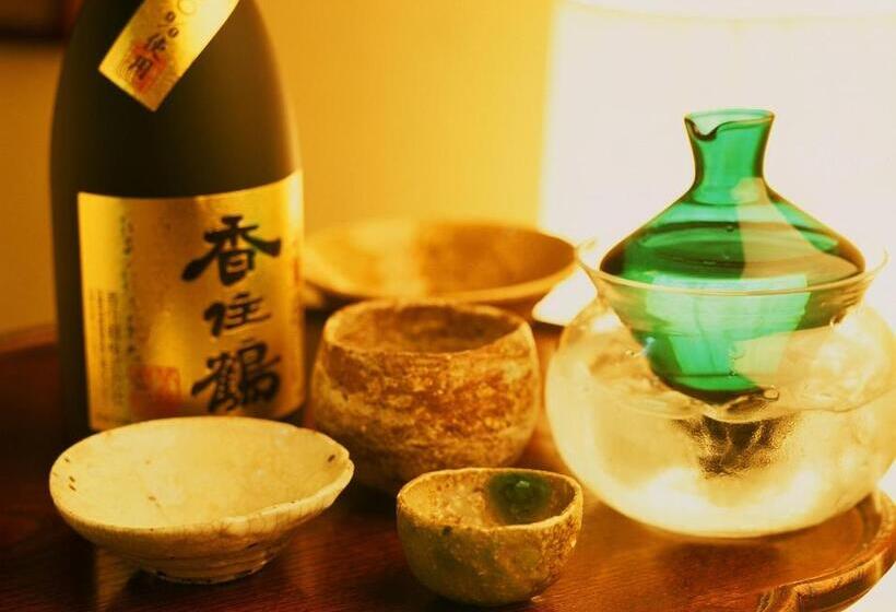 Habitació Estàndard Bany Compartit, Kouragi