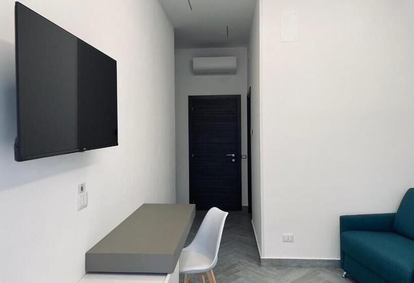 اتاق استاندارد با بالکن, Bluceleste Salerno Centro