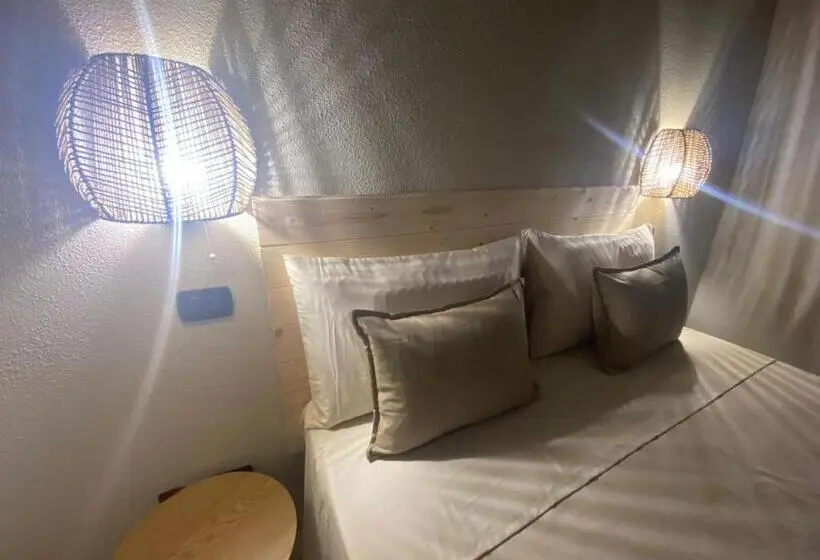 Superior Kolmen Hengen Huone, Dreamhouse B&b Olbia