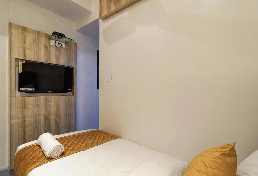 اتاق استاندارد یک نفره, Enigma Inn