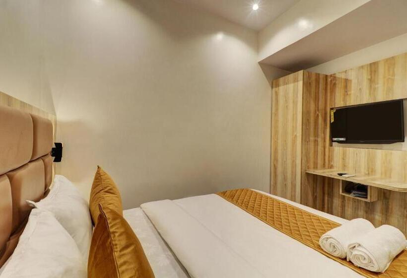 اتاق استاندارد, Enigma Inn