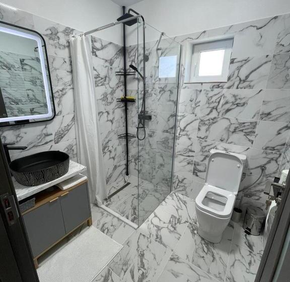 Номер Стандарт, Ami S Home