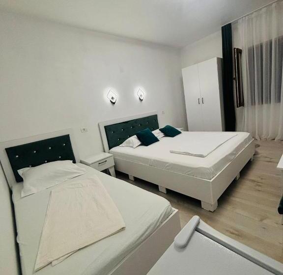 Quarto Triplo Estandar, Casa Coman