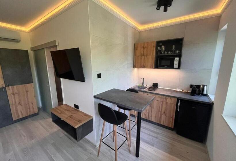 شقة غرفة نوم واحدة مطلة على المدينة, Várkapu Apartmanok 2