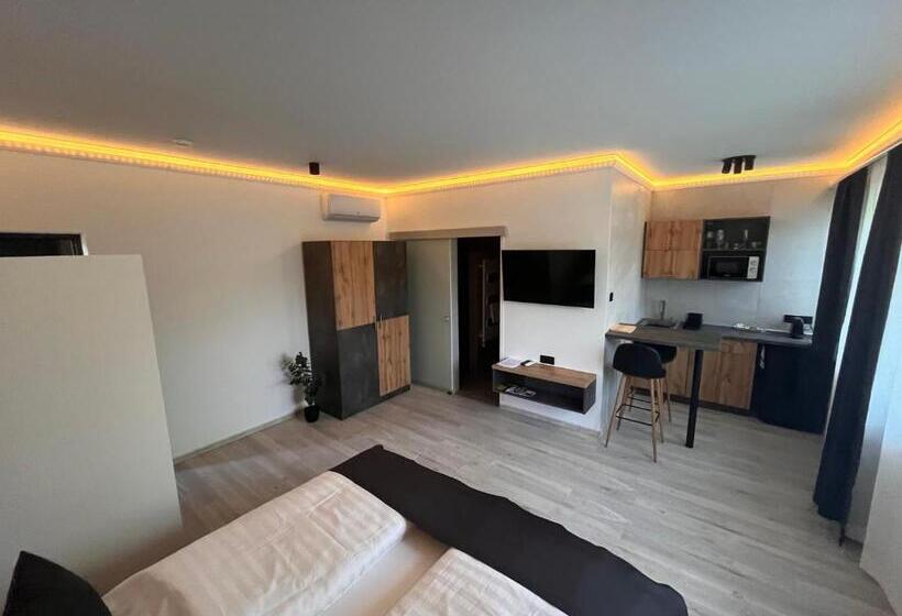 شقة غرفة نوم واحدة مطلة على المدينة, Várkapu Apartmanok 2