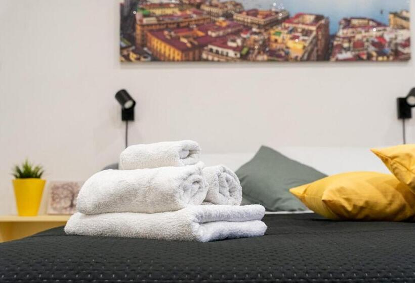 חדר סטנדרט לשלושה, Beb Sole