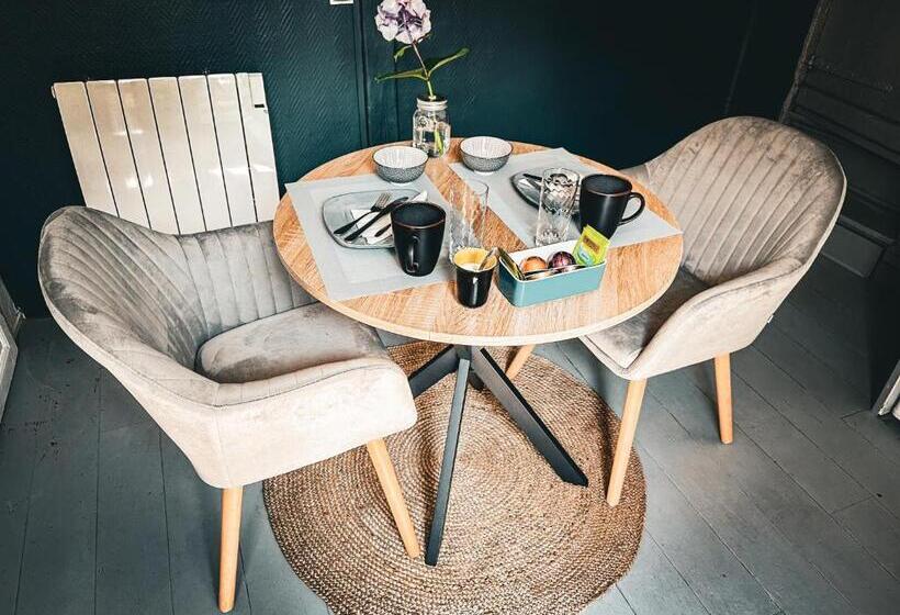 غرفة قياسية, Le 105, Honfleur