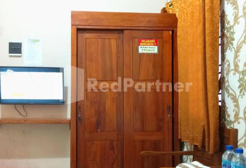 标准间, Isa Homestay Kudus Mitra Reddoorz