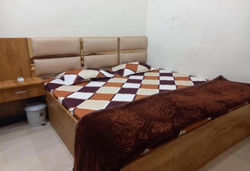 Номер Deluxe, Yuvan Palace