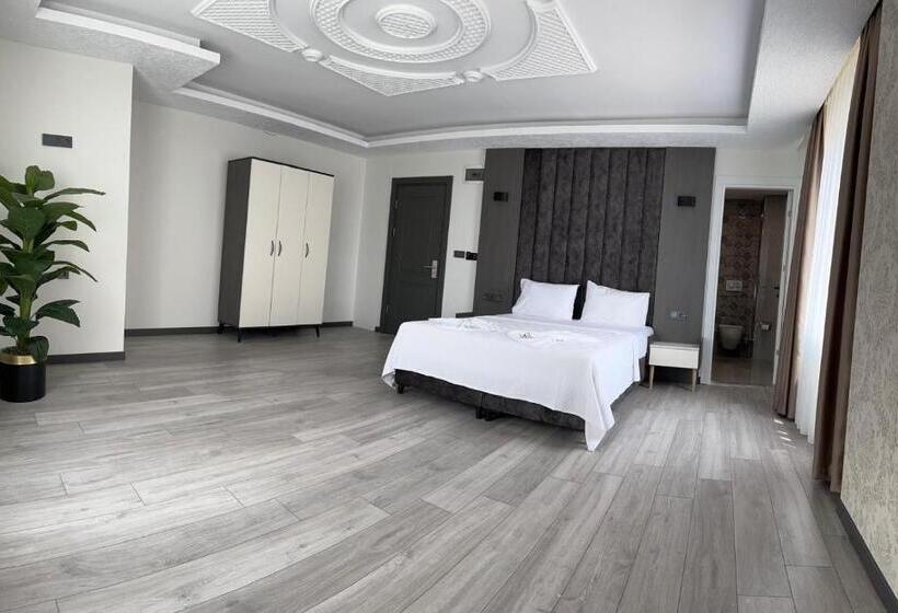 סוויטה דלוקס, Monera Hotel & Spa