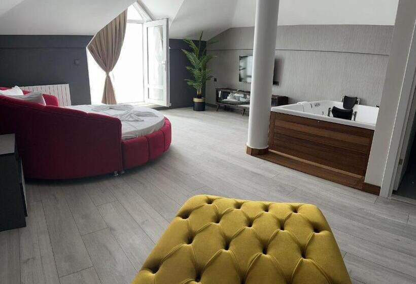 סוויטה משפחתית, Monera Hotel & Spa