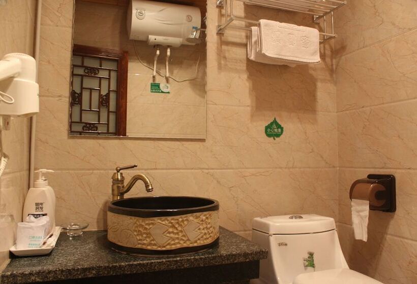 جناح عائلي, City Wall Old House.ji Residence