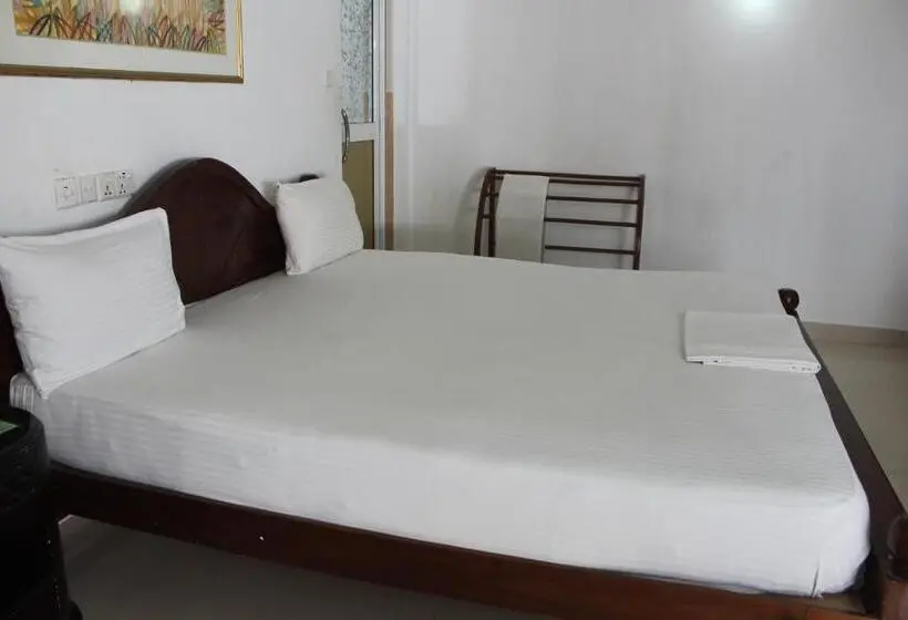 Standard Plus -huone, Green Grass Hotel & Restaurant
