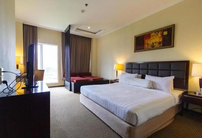 キングサイズベッドのデラックスルーム, Harmoni One Convention Hotel And Service Apartments