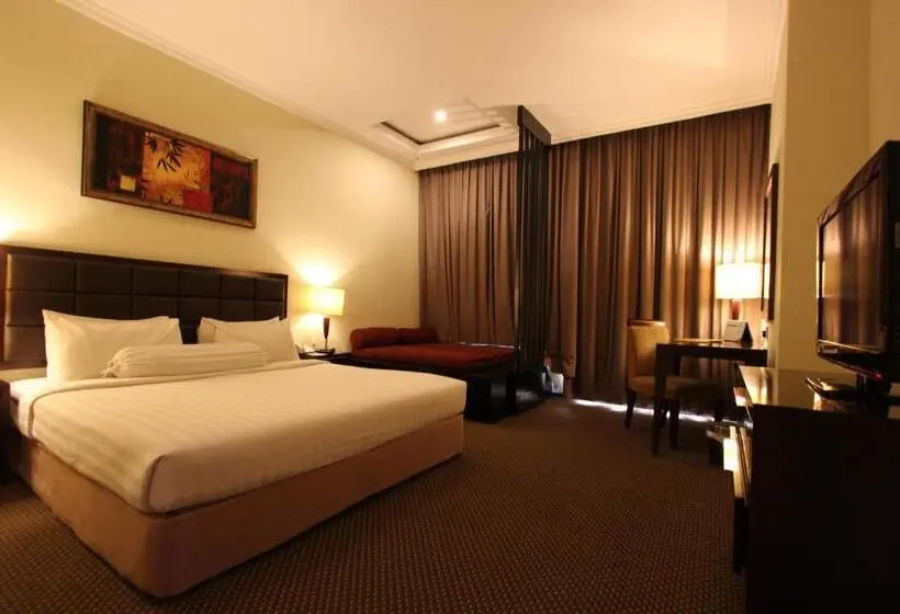 キングサイズベッドのデラックスルーム, Harmoni One Convention Hotel And Service Apartments