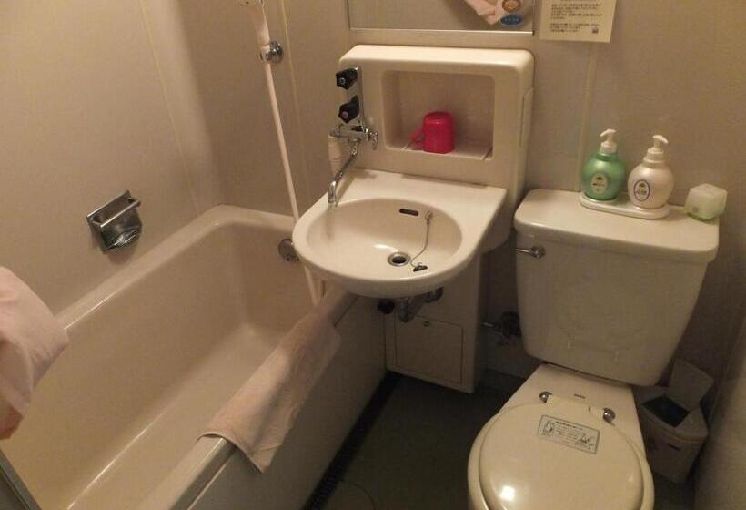 חדר סטנדרט, Akakura Wakui