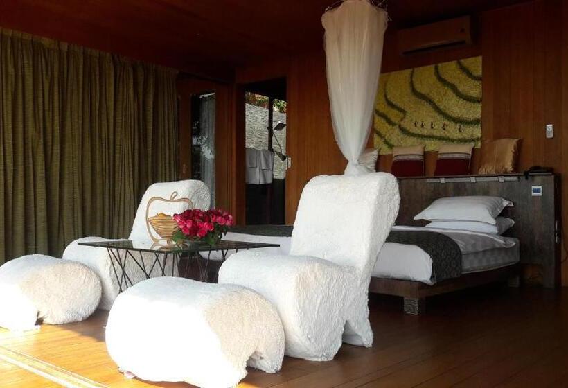 اتاق لوکس, Aythaya Monte Divino Lodge