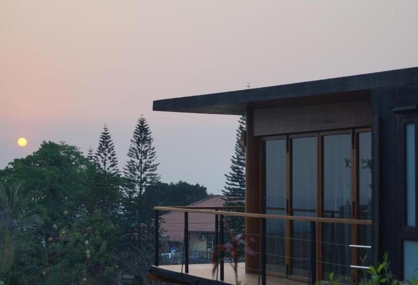 اتاق لوکس, Aythaya Monte Divino Lodge