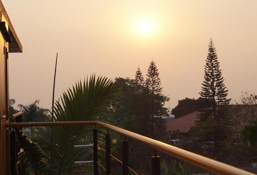 اتاق لوکس, Aythaya Monte Divino Lodge