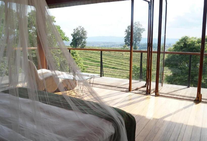 اتاق لوکس, Aythaya Monte Divino Lodge