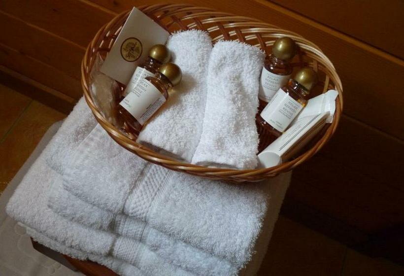 سوییت جونیور, Chalet Mont Blanc