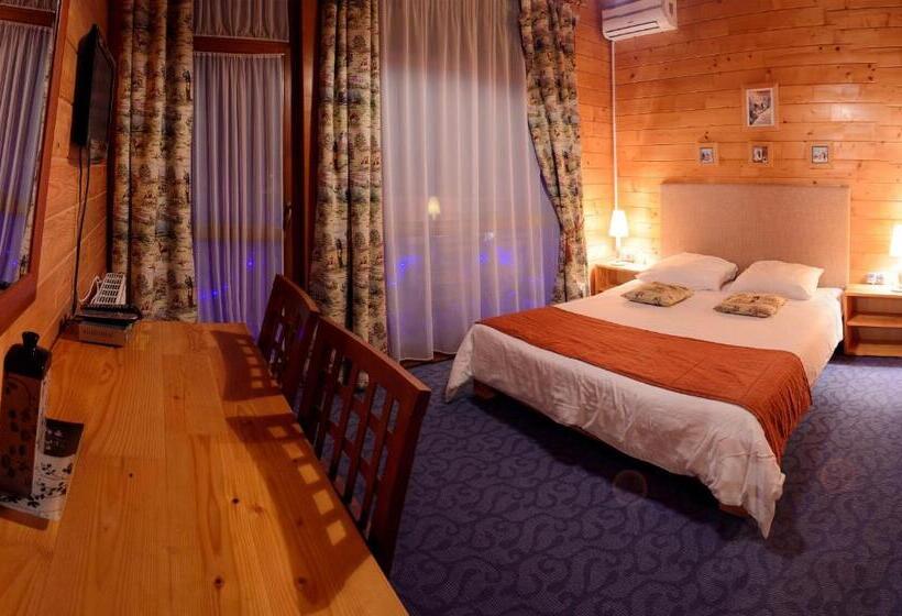 سوییت جونیور, Chalet Mont Blanc