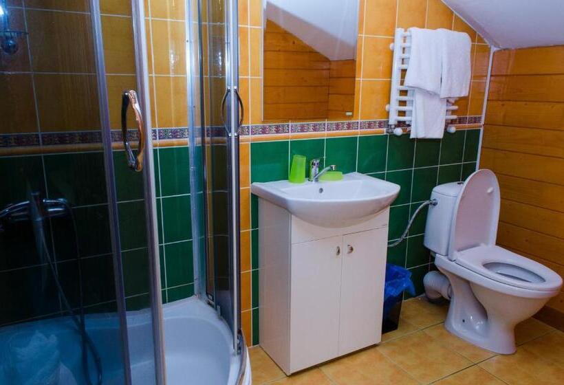 اتاق راحتی سه تخته, Chalet Mont Blanc