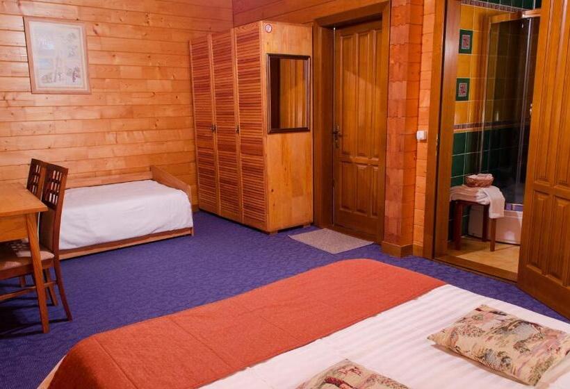 اتاق راحتی سه تخته, Chalet Mont Blanc