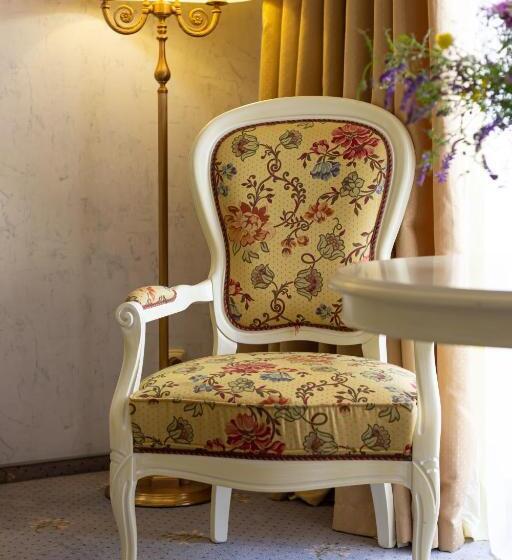 سوییت, Edelweiss