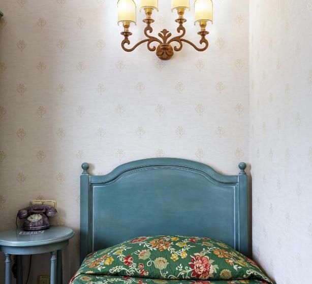 اتاق استاندارد یک نفره, Edelweiss