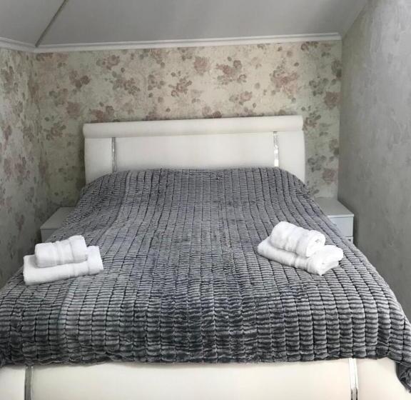 اتاق لوکس, Kalyan & Spa