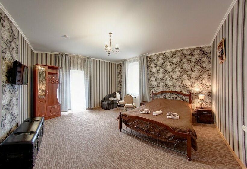 سوییت جونیور, Sofia