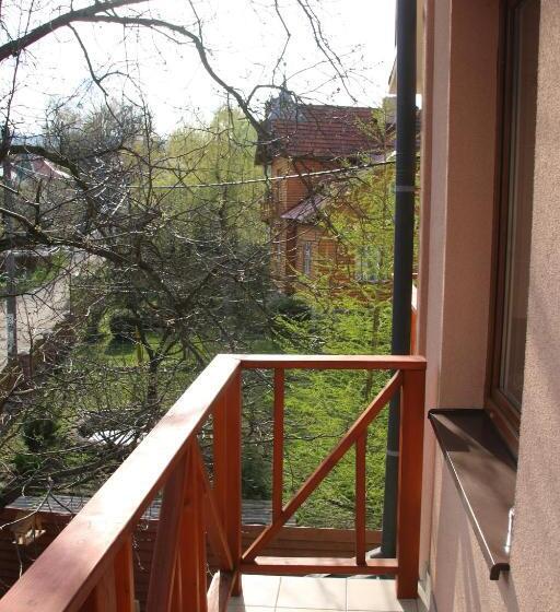 سوییت جونیور, Sofia