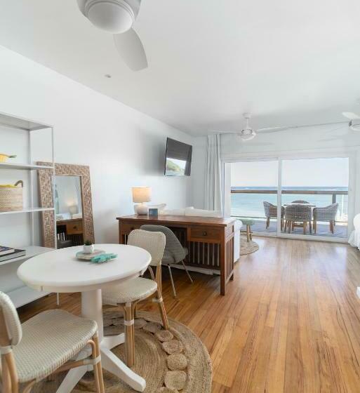 سوئیت با تخت بزرگ, The Beach House Boutique