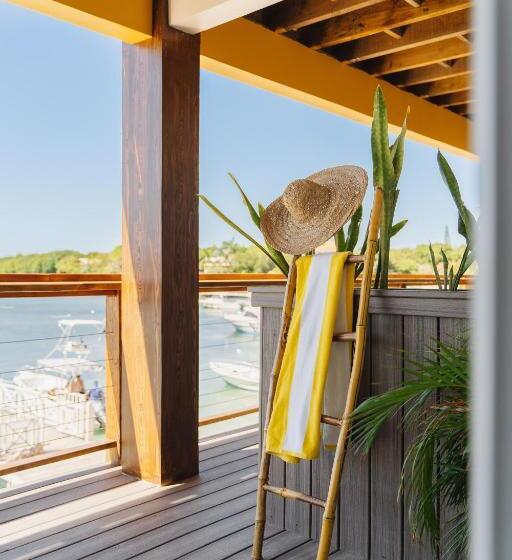 سوئیت با تخت بزرگ, The Beach House Boutique