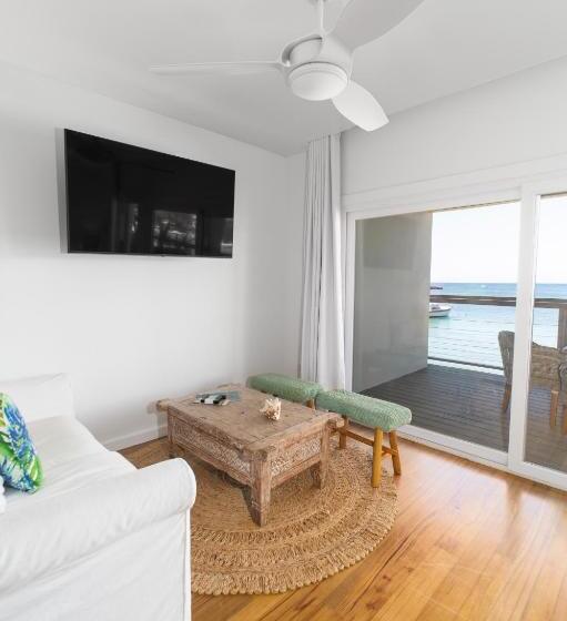 سوئیت با تخت بزرگ, The Beach House Boutique