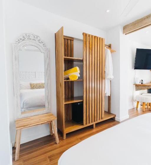 سوییت, The Beach House Boutique