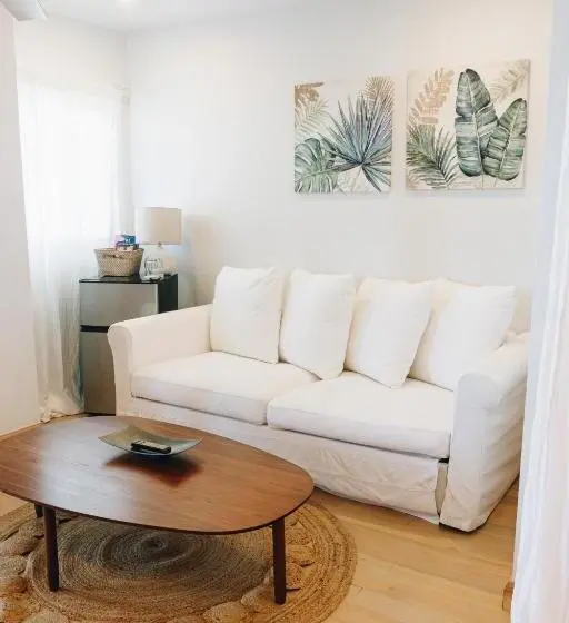 سوئیت پریمیوم, The Beach House Boutique