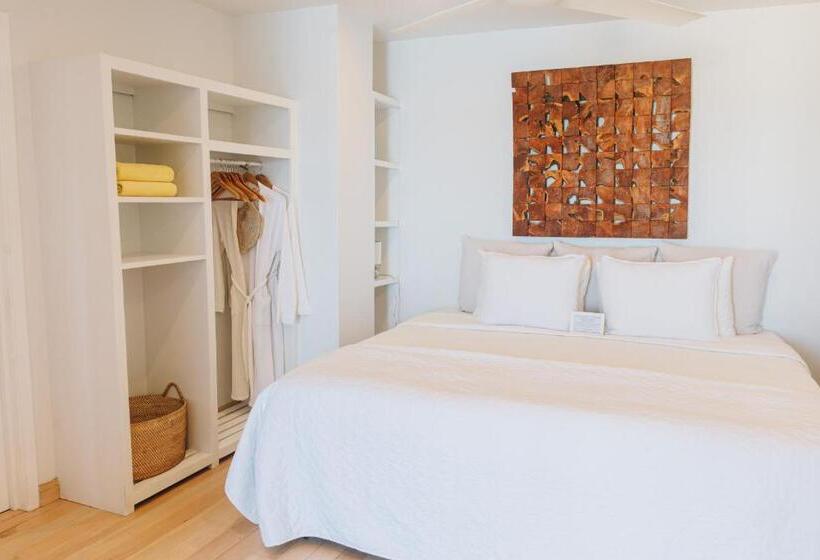 سوئیت پریمیوم, The Beach House Boutique