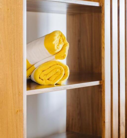 سوییت, The Beach House Boutique