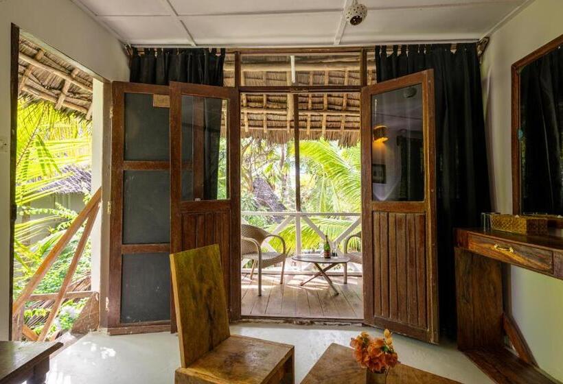 基本间, The Seles Boutique